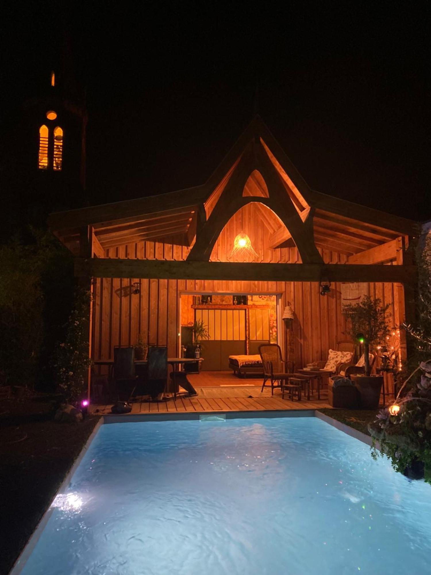 Chalet Atypique Vue Piscine Chauffee Gujan-Mestras Exteriér fotografie